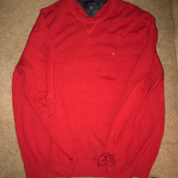Red Tommy Hilfiger sweater - Picture 1 of 3
